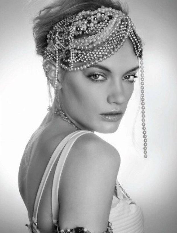 Shine-Female-Model-Laura-Manchester-Beauty-Editoral-04-2.jpg#asset:44993